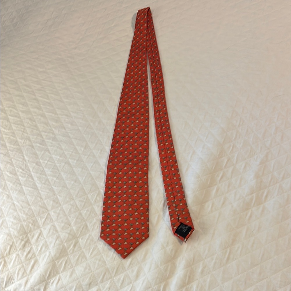 Elegant Red Patterned Men's Tie